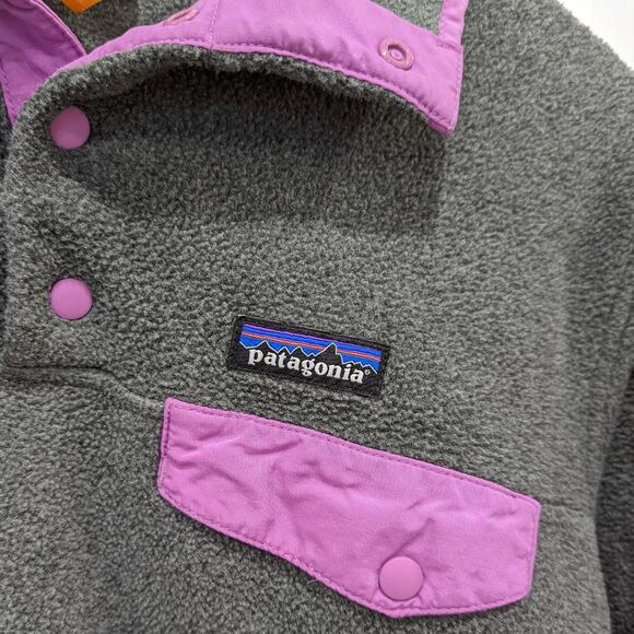 Women’s Patagonia Synchilla Snap-T fleece pullover gray Purple size small - Picture 4 of 6